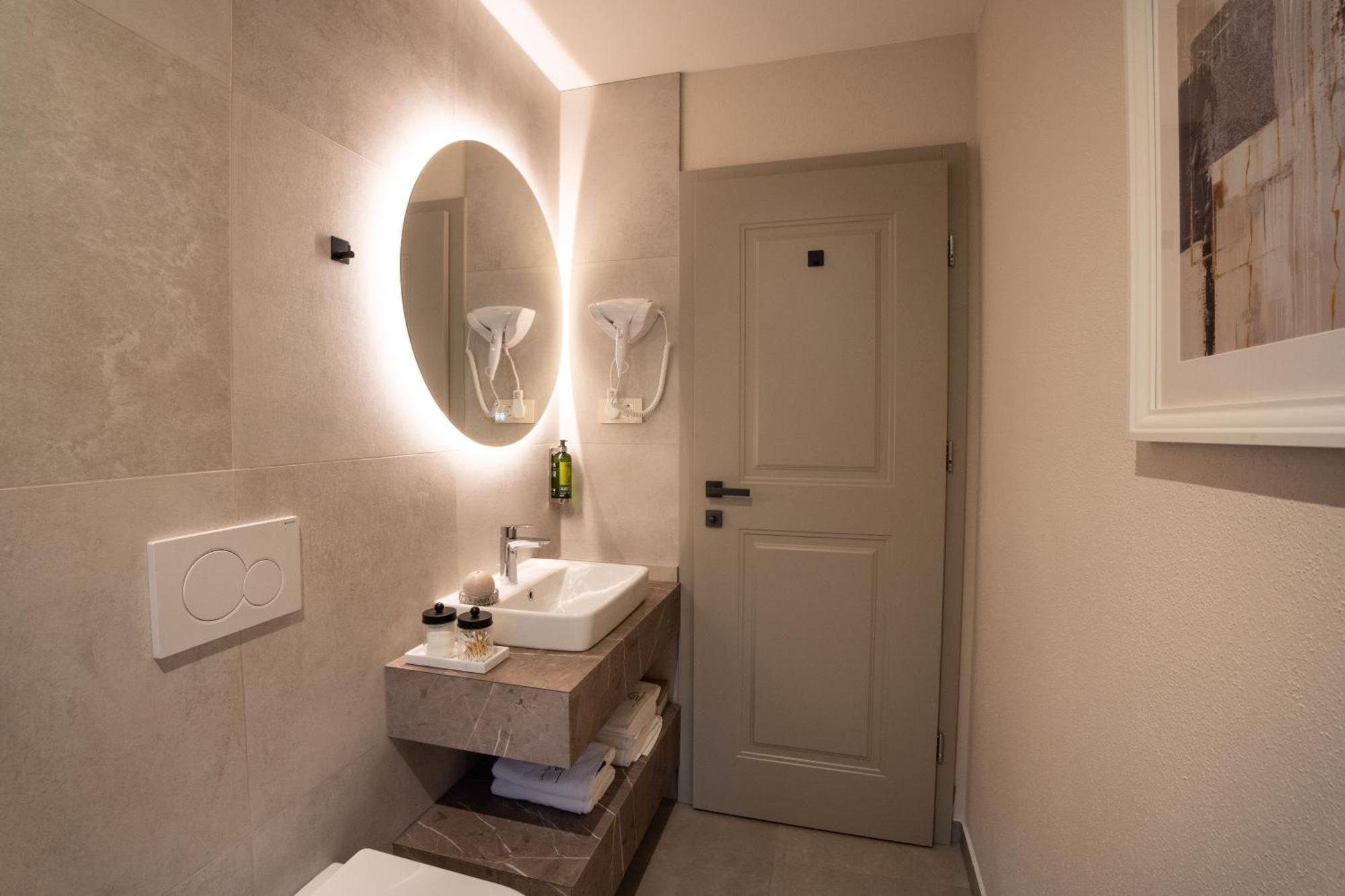 Kalan Boutique Stay Zirovnica Δωμάτιο φωτογραφία