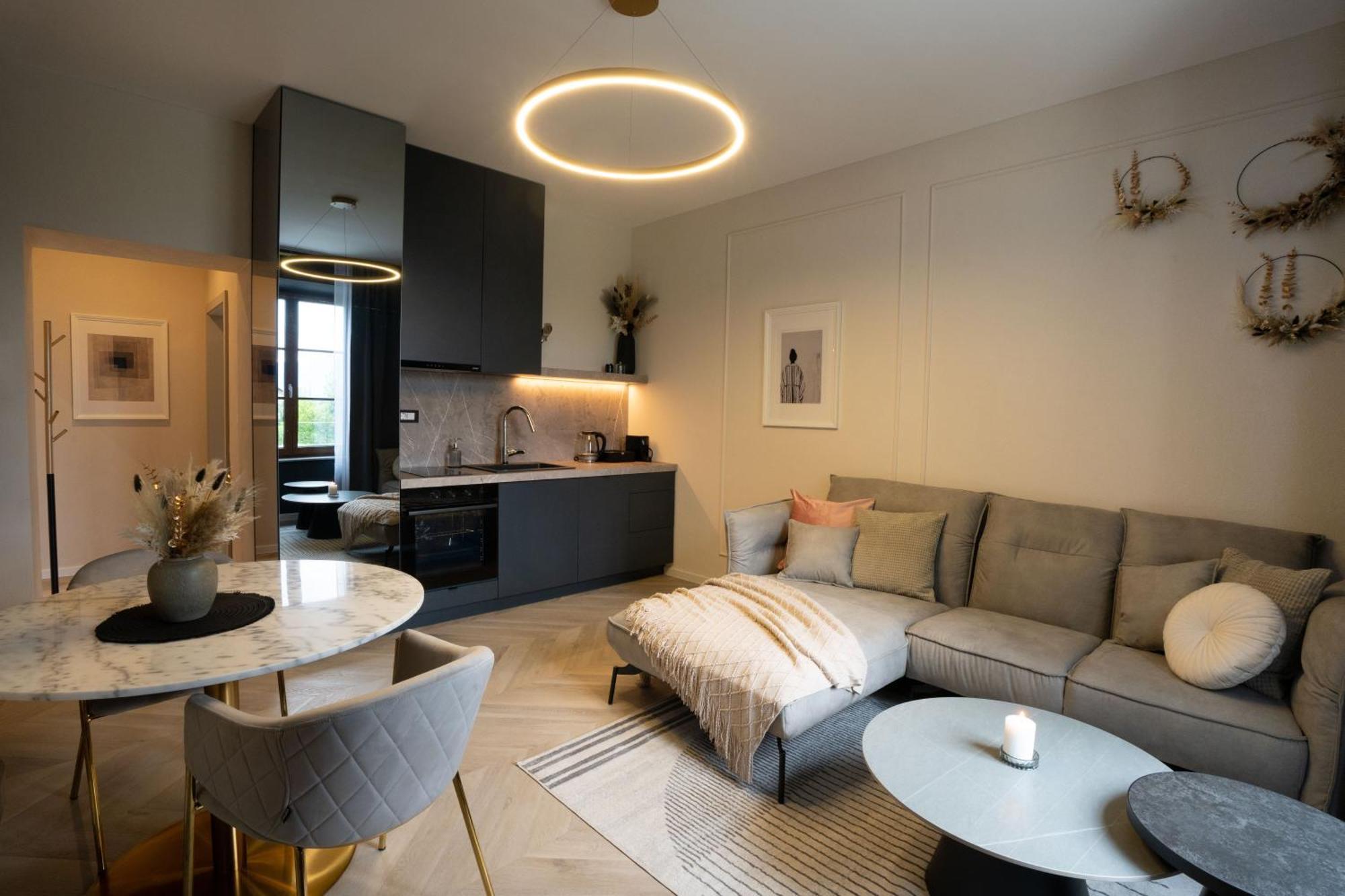 Kalan Boutique Stay Zirovnica Δωμάτιο φωτογραφία
